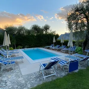 https://villa-appartamenti-con-piscina-seeblick.hotelinveneto.com